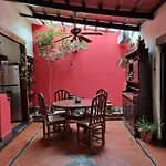Hostal Las Rosas